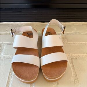 White Reef Sandals never worn